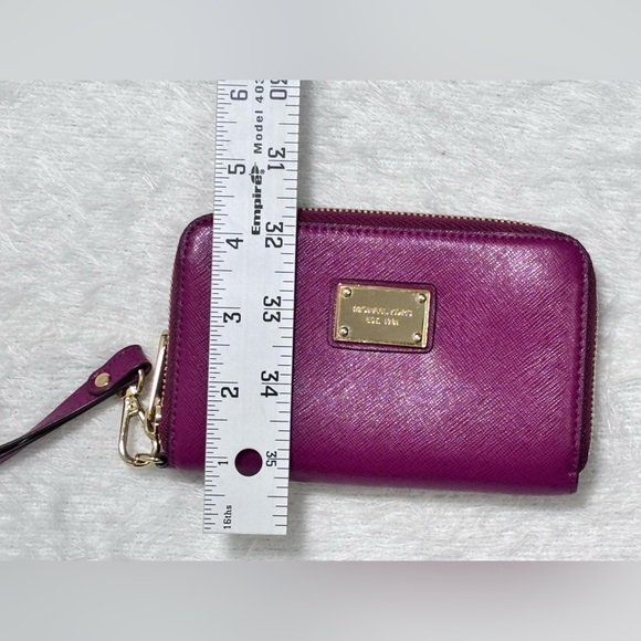 MICHAEL Michael Kors Purple and Gold Clutch Wristlet 🌷 - Picture 8 of 11